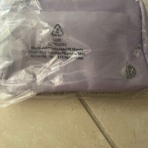Lululemon Crossbody 1L